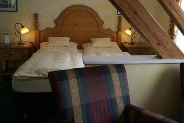 בית מלון כפרי Rauch