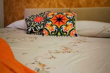 شقق خاصة سياحية Azzurra’s House Pantelleria