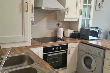 Apartamente turistice 2bedroomed Apartment On First Floor With Balcony