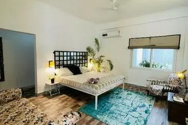 Aamiaismajoitus (B&B) Anandmai Sustainable Living Spaces