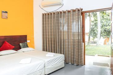 Bed and Breakfast New Tristar Beach