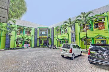 Hotell Spot On 91471 Syariah Wisma Uin Walisongo