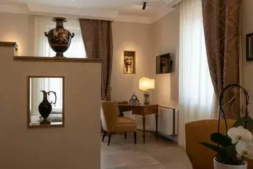 ベッドアンドブレックファースト Domus Clelia Paestum Antica Luxury Rooms