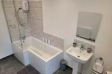 ツーリストアパートメント Bracken Dene