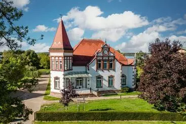 Hotelli Villa Am Stadthafen
