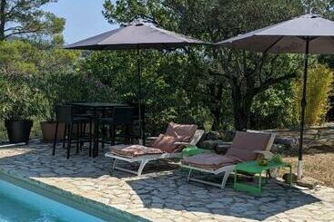 مبيت وإفطار Le Clos Sous Le Chemin 2