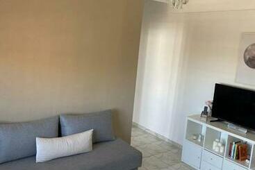 Apartamenty turystyczne Superb Cosy Appartement 10 Min From Morocco Mall