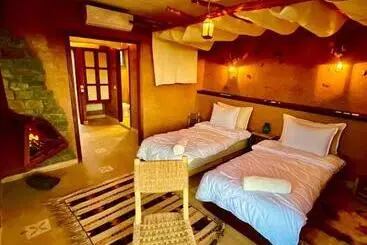 هتل Bin Jbal Resort