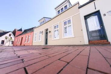 Pensió 24/7 Selfcheckin Schmiedestrasse