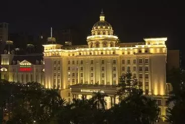 فندق Homeland International