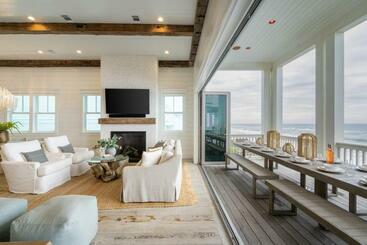 شقق خاصة سياحية Marlin By Avantstay Beachfront Mansion W 10 Bdrs Multiple Living Spaces Kitchens