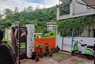 Space House Hostel