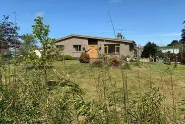 ペンション Roadside House
