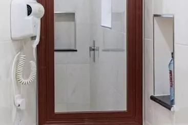 پانسیون Prideinn Express Nyali 1