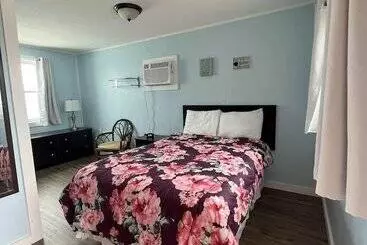Pete S Lakefront Motel, Llc