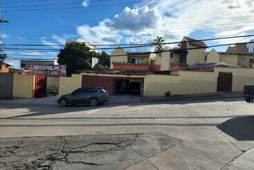 تختخواب و صبحانه Casa De Huéspedes Avenida Berlín