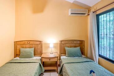 Hotel Dulce La Colina 8002