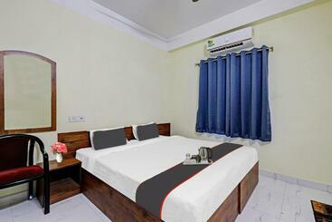 בית מלון כפרי Super Collection O Luit Heritage