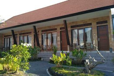 Segara Hotel & Restaurant