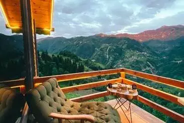 Zirvedekal Suit Otel