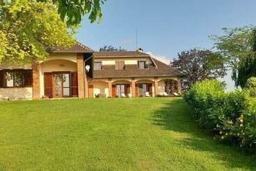 צימר Villa Pieve