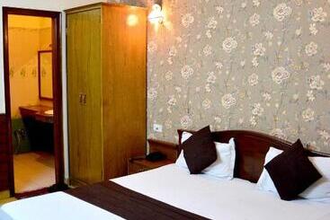 Отель City Paradise