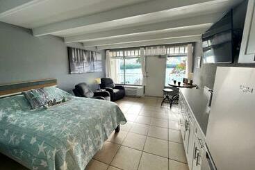 アパートホテル Little Harbor #205 The Place To Stay