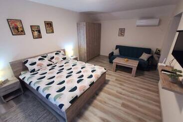 پانسیون Apartmani Malina