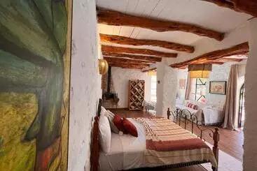 簡易ホテル Atlantis 12, Maison d'hôtes et d'art