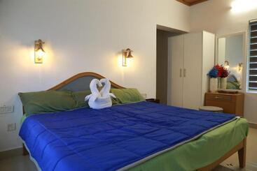 The Nirvana Resort Munnar