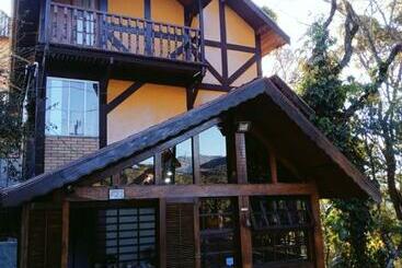 Hostel Pousada Le Lieu