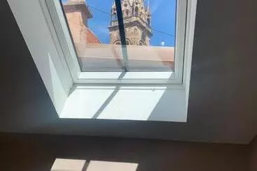 ツーリストアパートメント La Grange à Emile