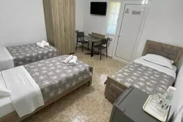 ペンション Vila Ajdinaj