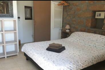 צימר Chez Robert Et Sylvie