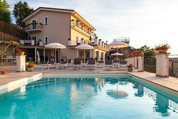 מלון דירות Residence I Lauri