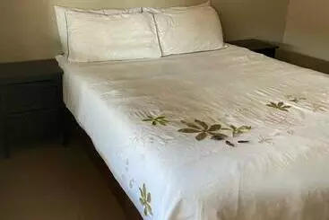 ベッドアンドブレックファースト Lux Contractors Accommodation