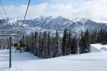 Gable House Bed And Breakfast Inn