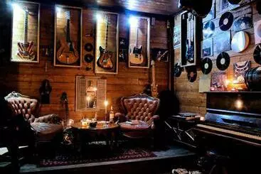 Pirola Music Ranch Guest House B&b