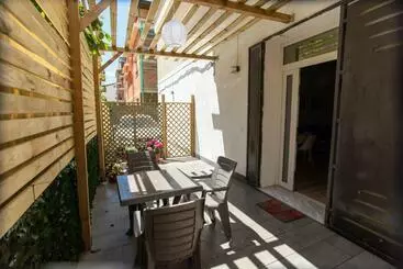 Turistihuoneistot Living Room Schiavonea