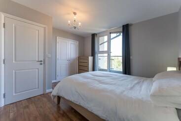 דירות לתיירים Luxury 2 Bed Apartment Parking By Nec & Solihull