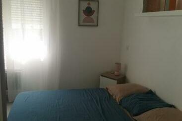 דירות לתיירים Maison Familiale