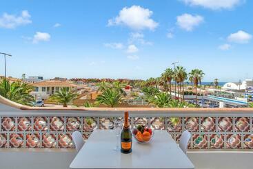 ツーリストアパートメント Dream Holidays Ii, Wonderful Ocean View,fast Wi Fi