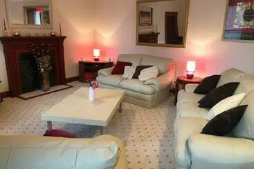 Turistlejligheder Executive Serviced Apartments 2