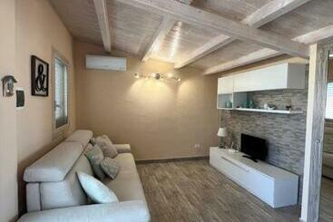 דירות לתיירים La Maison Du Bonheur