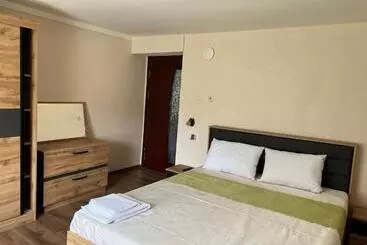 Majatalo къща ралица