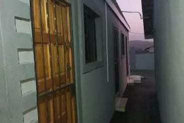 ペンション Grey House Lodge