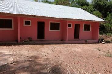 بنسيون Monkey Sanctuary Guesthouse