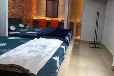 בית מלון כפרי City