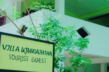 بنسيون Villa Ujuwaththa