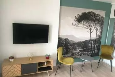 Turistihuoneistot Superbe Studio Tout Confort Carro   Côte Bleue